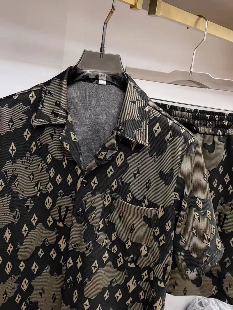 Louis Vuitton Short Suits Classic 132024