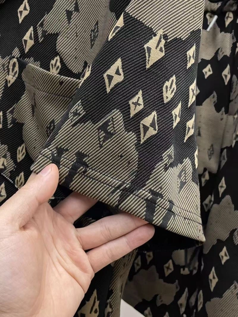 Louis Vuitton Short Suits Classic 132024