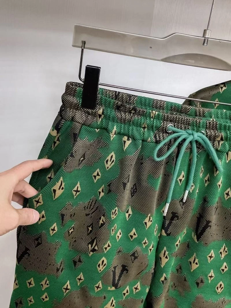 EasyMatch Louis Vuitton Short Suits 132032