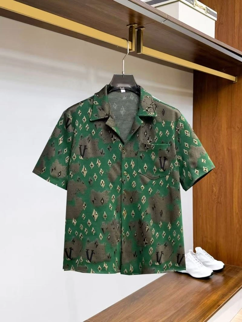EasyMatch Louis Vuitton Short Suits 132032
