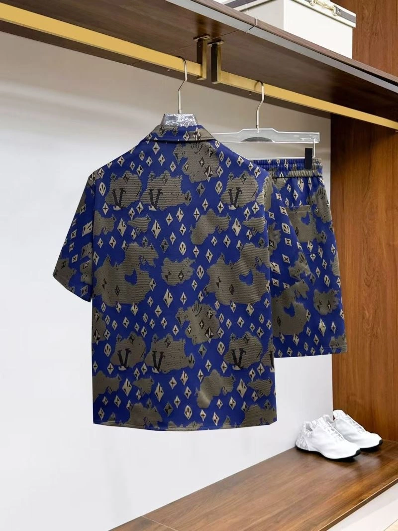 Affordable Louis Vuitton Short Suits 132025