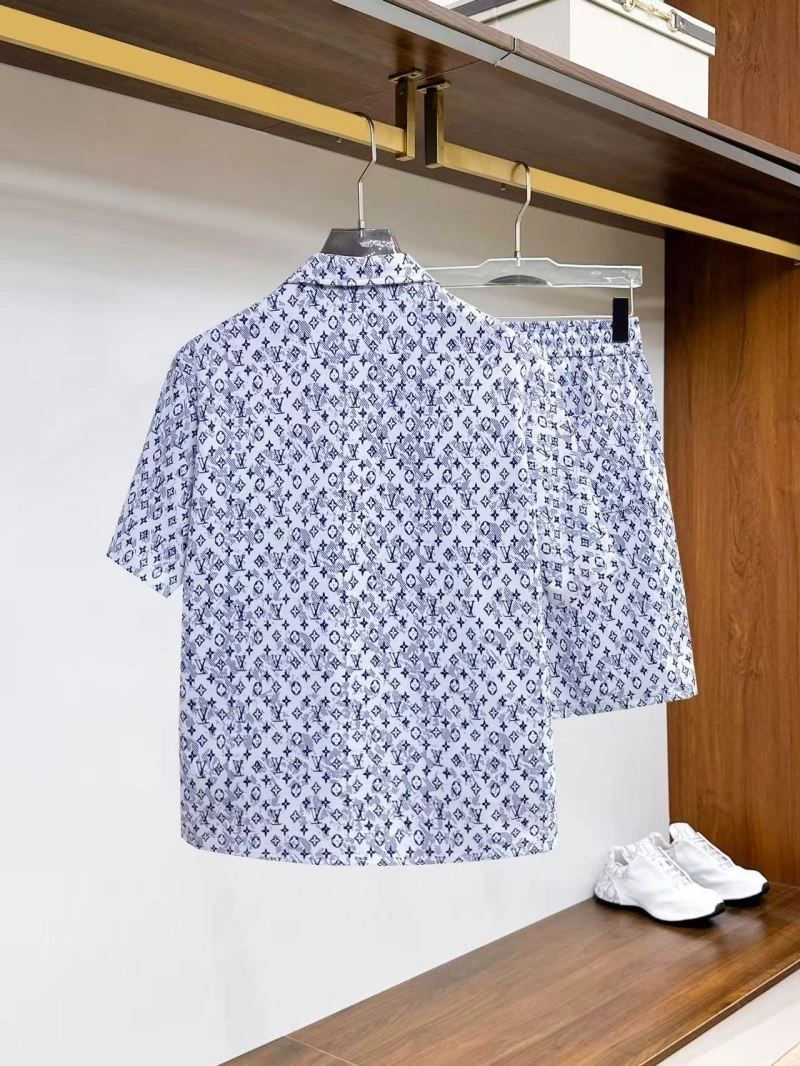 Classic Louis Vuitton Short Suits 132027