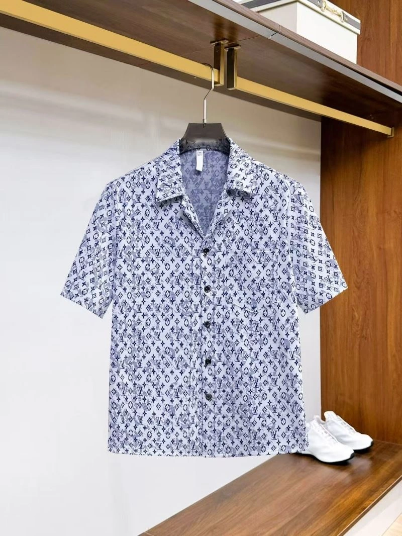 Classic Louis Vuitton Short Suits 132027