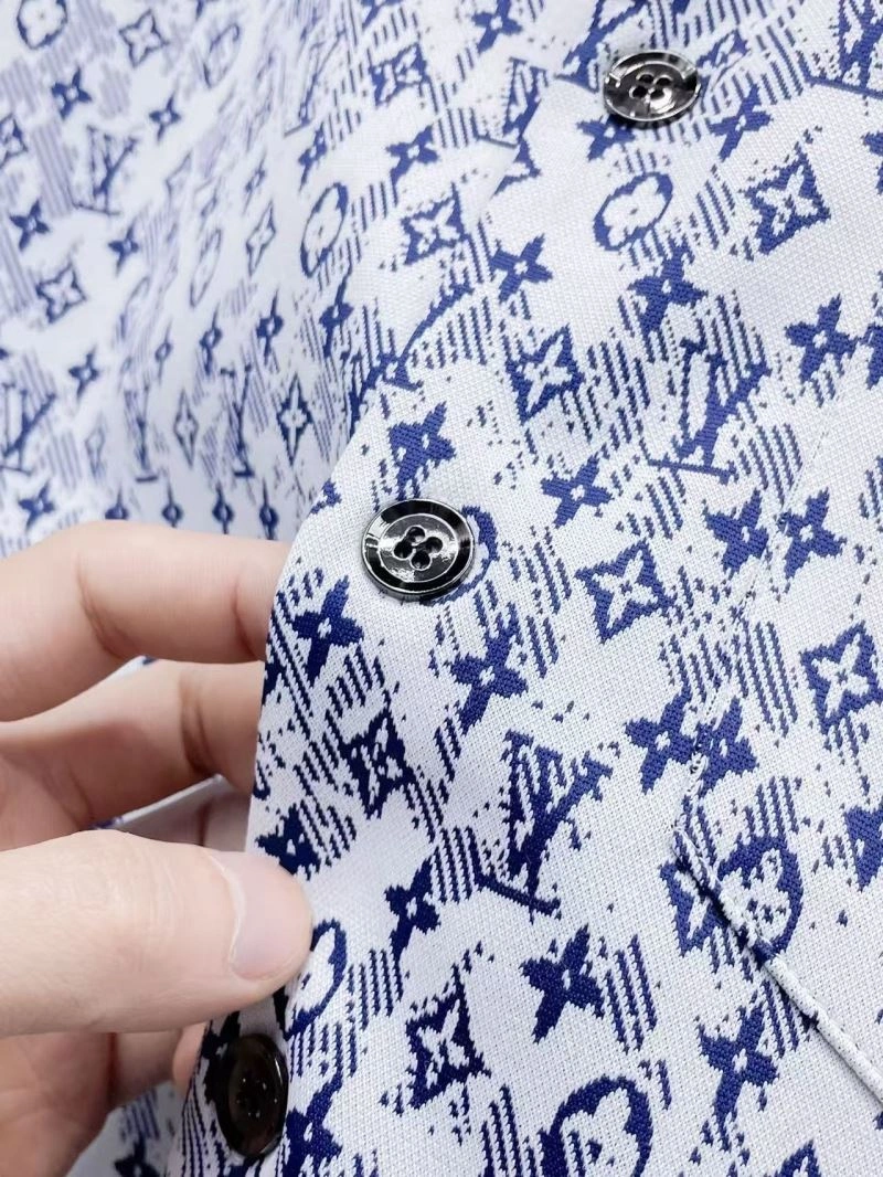 Classic Louis Vuitton Short Suits 132027