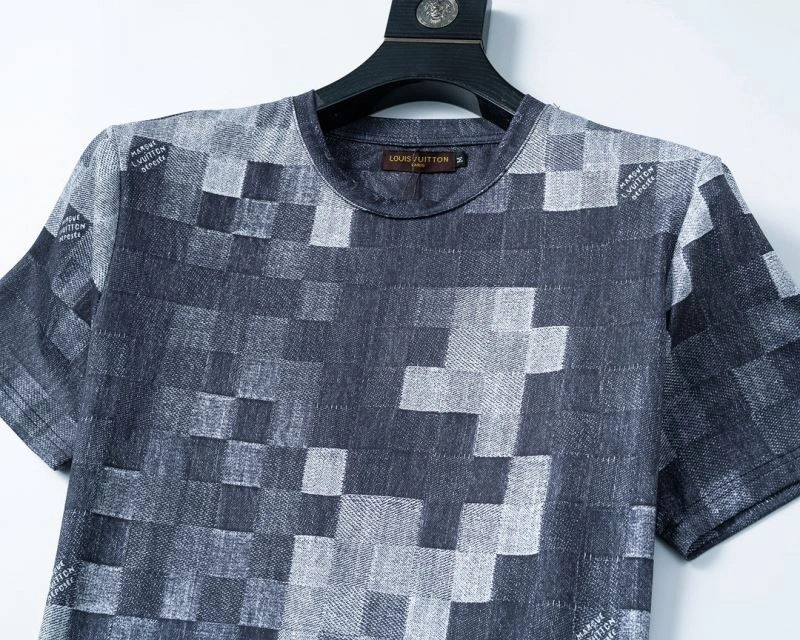 Louis Vuitton Short Suits Upgraded 138516