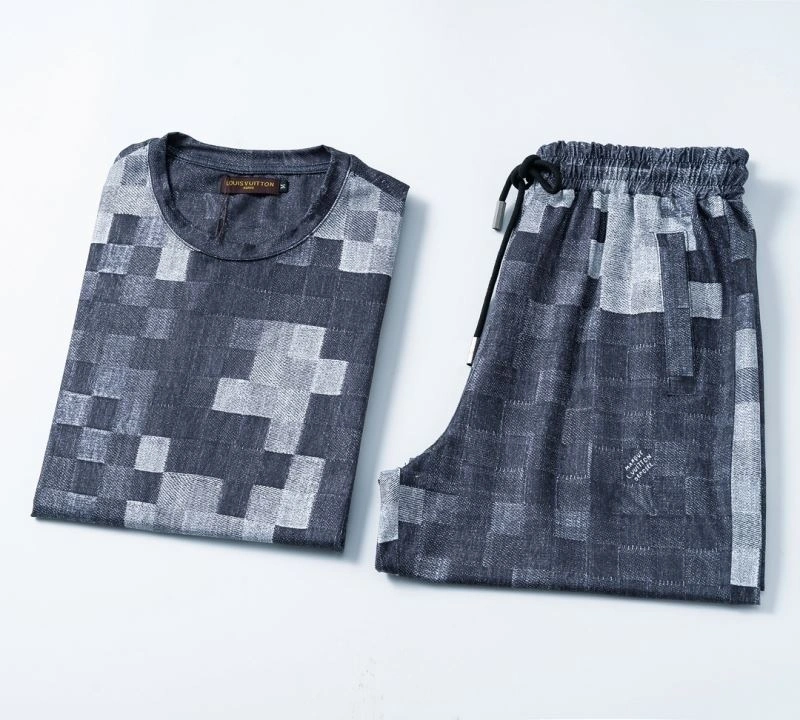 Louis Vuitton Short Suits Upgraded 138516