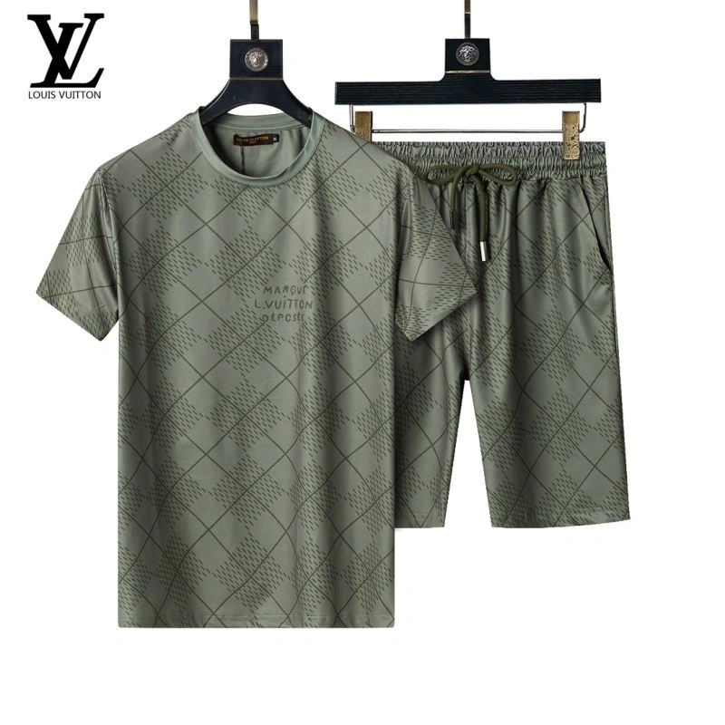 Louis Vuitton Short Suits MoistureWicking 138513