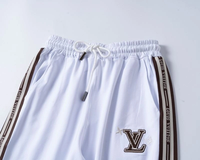 Stretchable Louis Vuitton Short Suits 138550