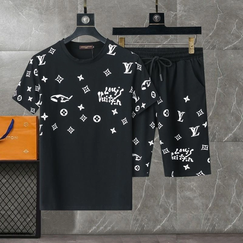 Louis Vuitton Short Suits Flexible 138531