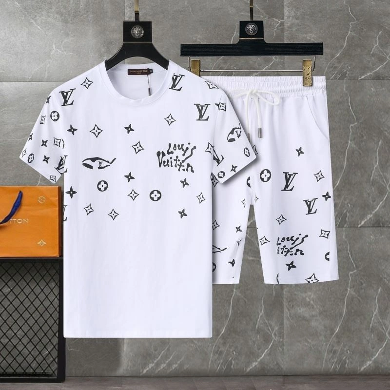 Louis Vuitton Short Suits Flexible 138531