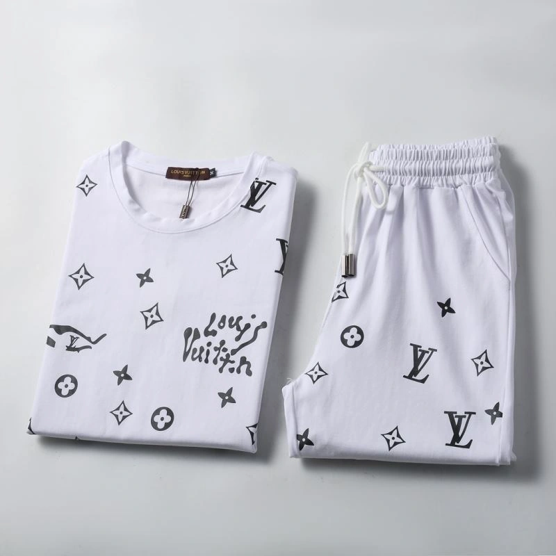 Louis Vuitton Short Suits Flexible 138531