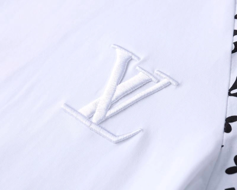 Louis Vuitton Short Suits Practical 138510
