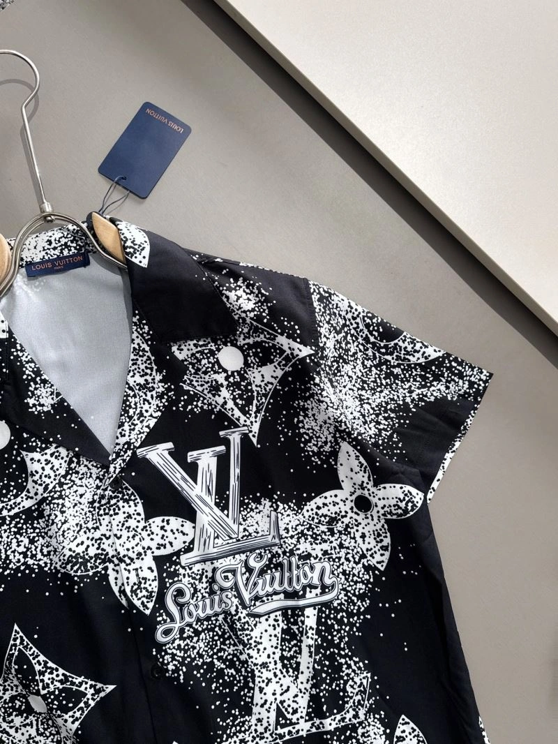 Modern Louis Vuitton Short Suits 138498