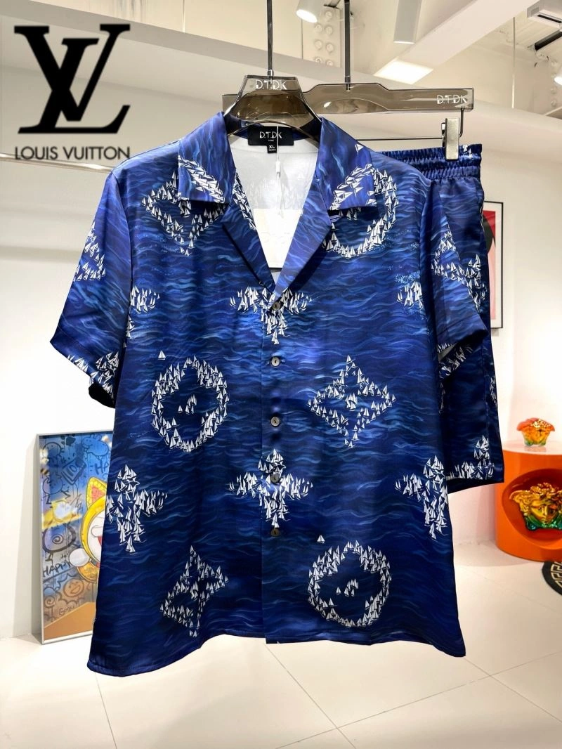 SmartChoice Louis Vuitton Short Suits 131980