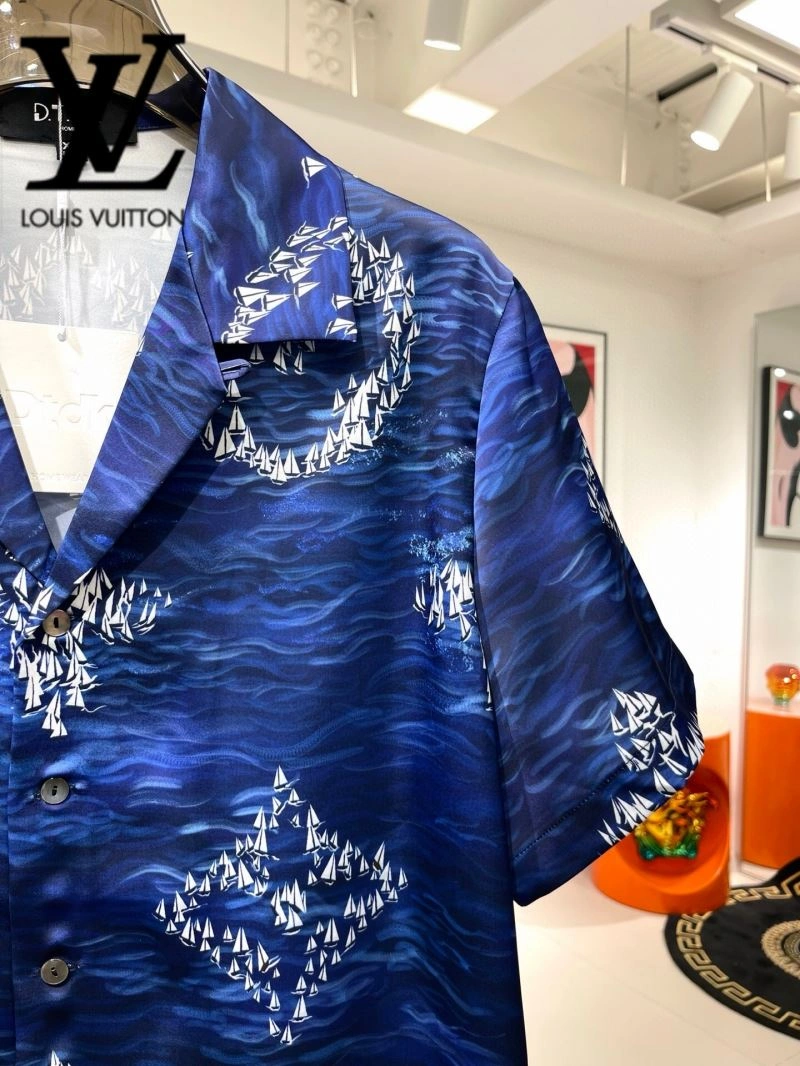 SmartChoice Louis Vuitton Short Suits 131980