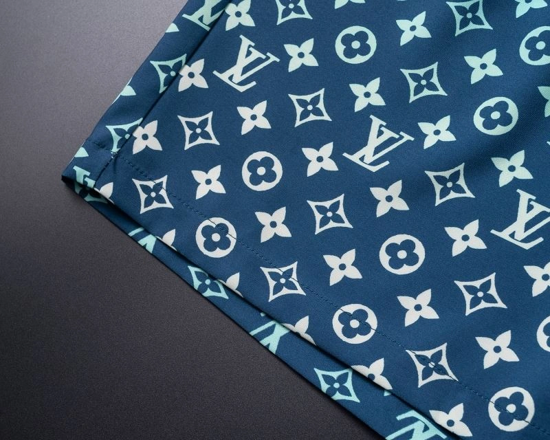 Compact Louis Vuitton Short Suits 139134