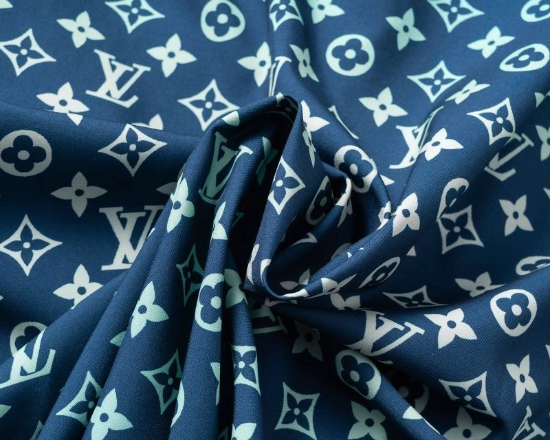Compact Louis Vuitton Short Suits 139134