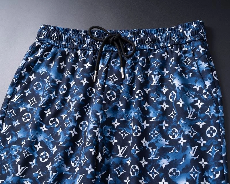 OnTrend Louis Vuitton Short Suits 139132