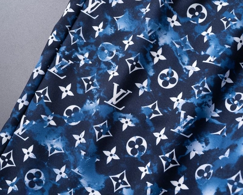 OnTrend Louis Vuitton Short Suits 139132