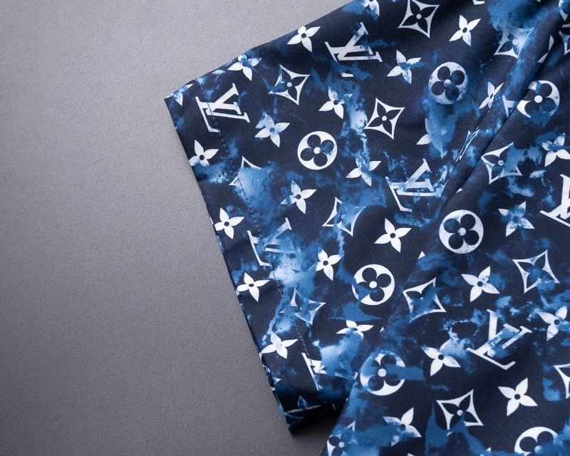 OnTrend Louis Vuitton Short Suits 139132