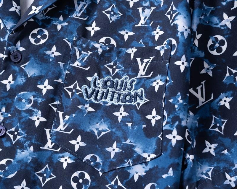 OnTrend Louis Vuitton Short Suits 139132