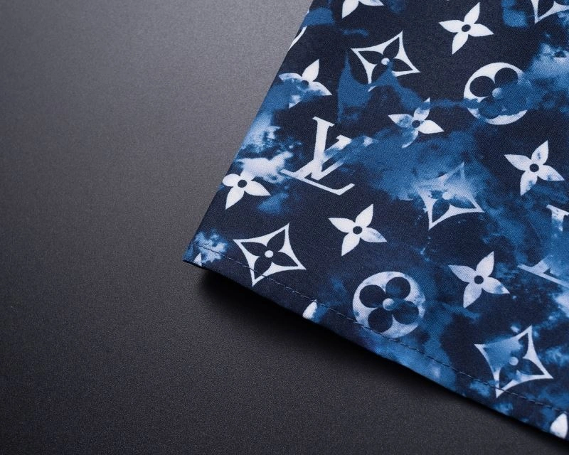 OnTrend Louis Vuitton Short Suits 139132