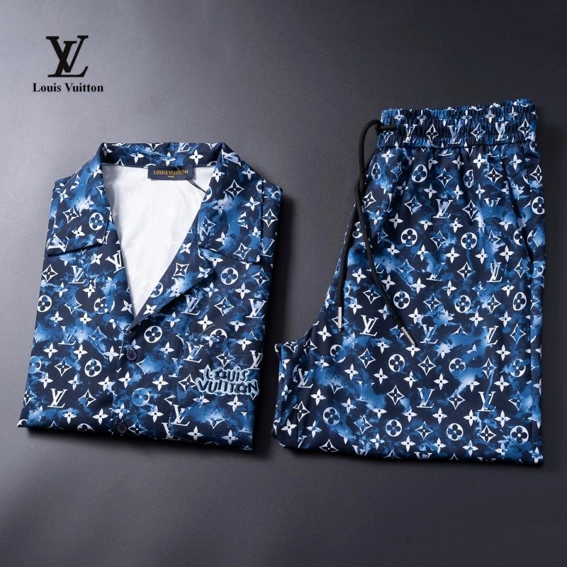 OnTrend Louis Vuitton Short Suits 139132
