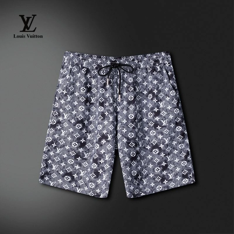 SmoothTexture Louis Vuitton Short Suits 139138