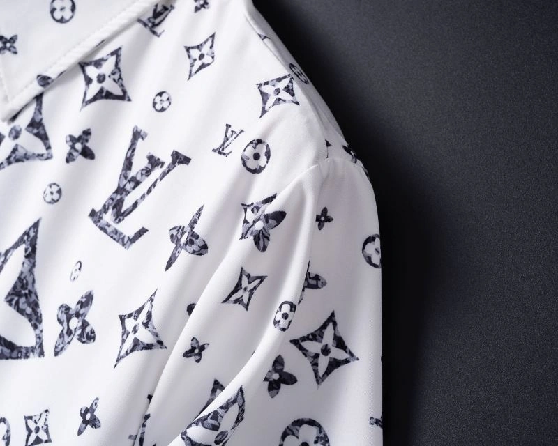 EyeCatching Louis Vuitton Short Suits 139135