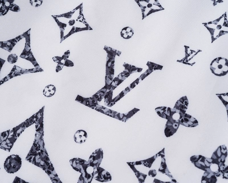 EyeCatching Louis Vuitton Short Suits 139135