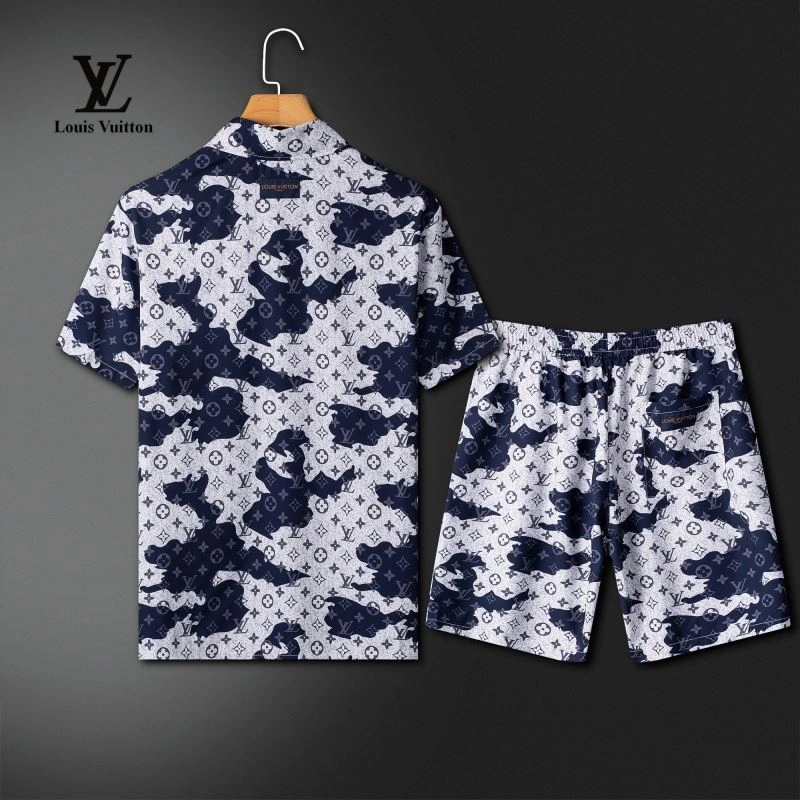 Louis Vuitton Short Suits Fashionable 139126