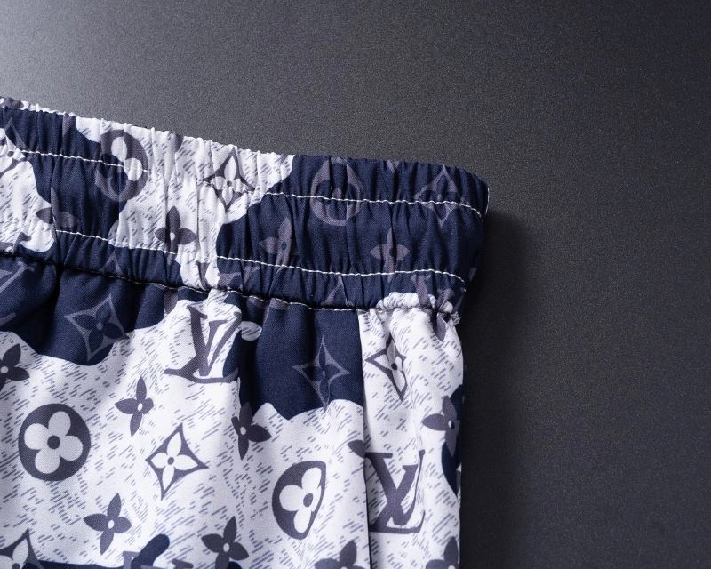 Louis Vuitton Short Suits Fashionable 139126