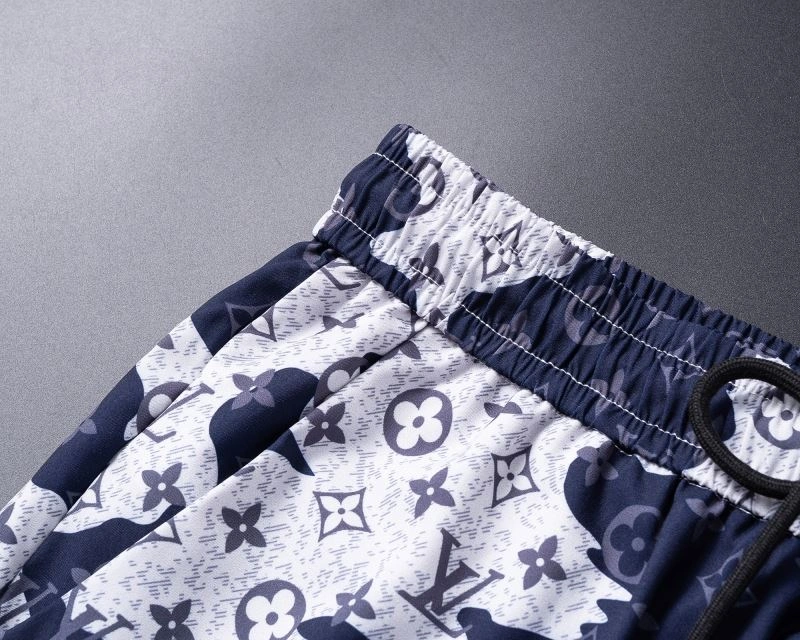 Louis Vuitton Short Suits Fashionable 139126