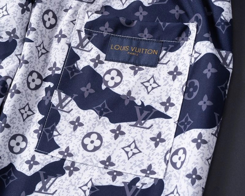 Louis Vuitton Short Suits Fashionable 139126