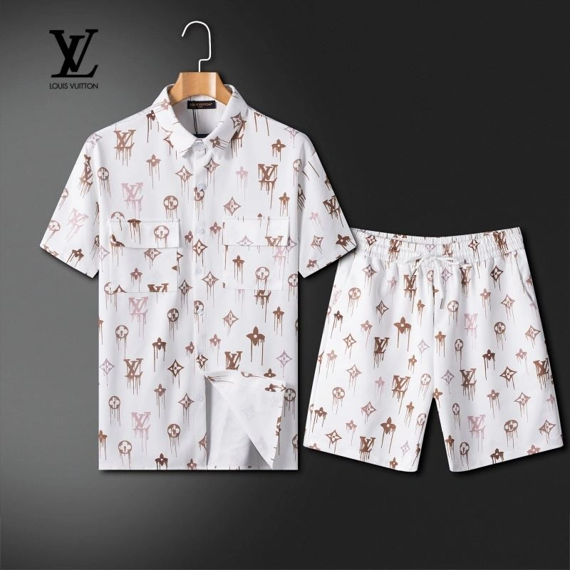 Louis Vuitton Short Suits Premium 131976