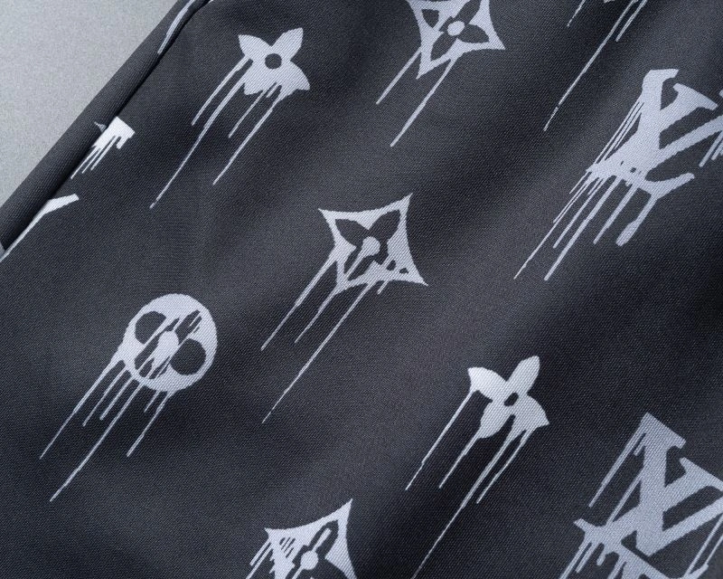 Louis Vuitton Short Suits Premium 131976
