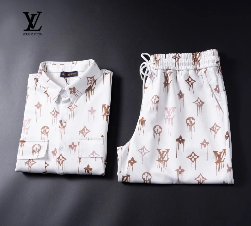 Louis Vuitton Short Suits Premium 131976