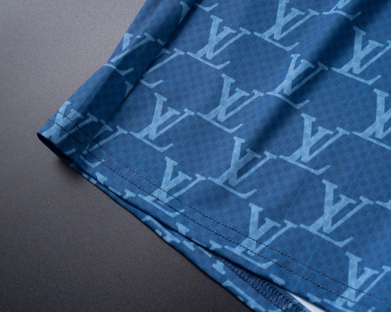 Louis Vuitton Short Suits Lightweight 131975