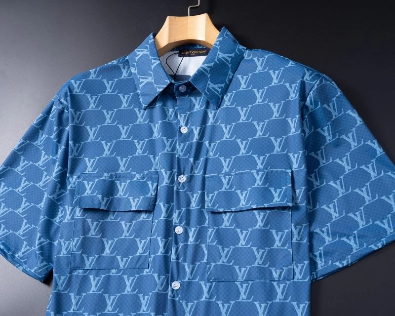 Louis Vuitton Short Suits Lightweight 131975