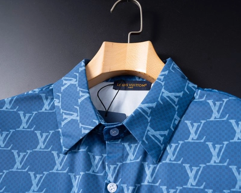 Louis Vuitton Short Suits Lightweight 131975