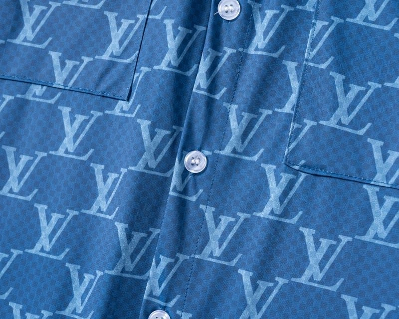 Louis Vuitton Short Suits Lightweight 131975