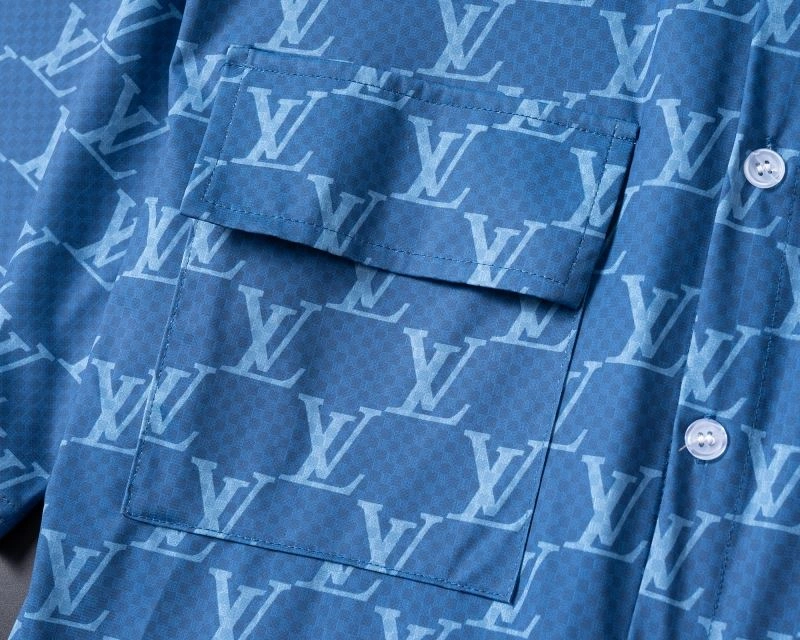 Louis Vuitton Short Suits Lightweight 131975