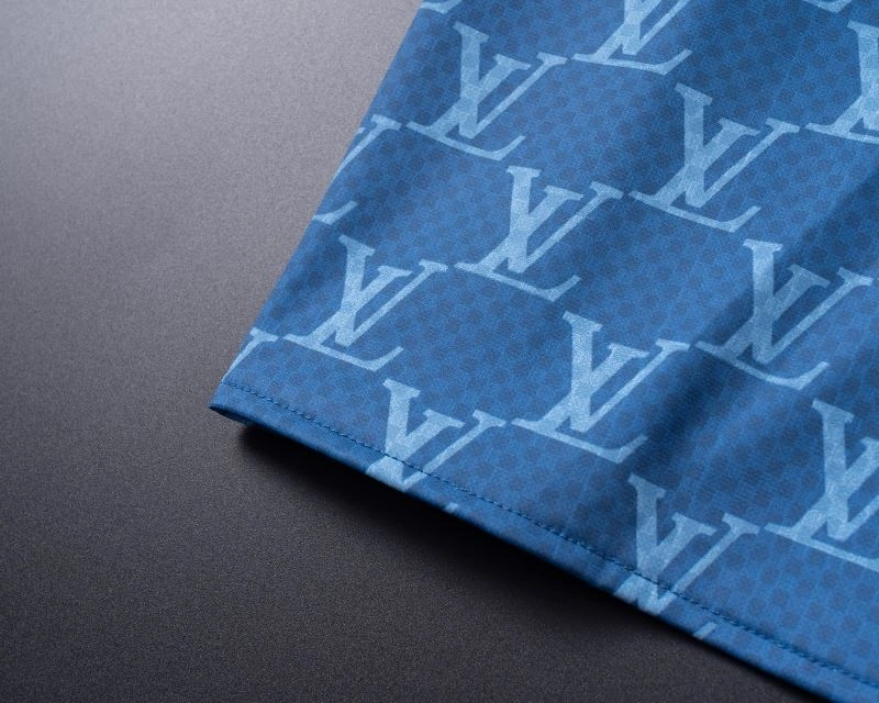 Louis Vuitton Short Suits Lightweight 131975