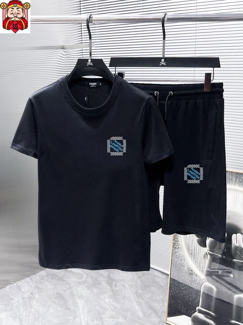 Louis Vuitton Short Suits Neat 137339