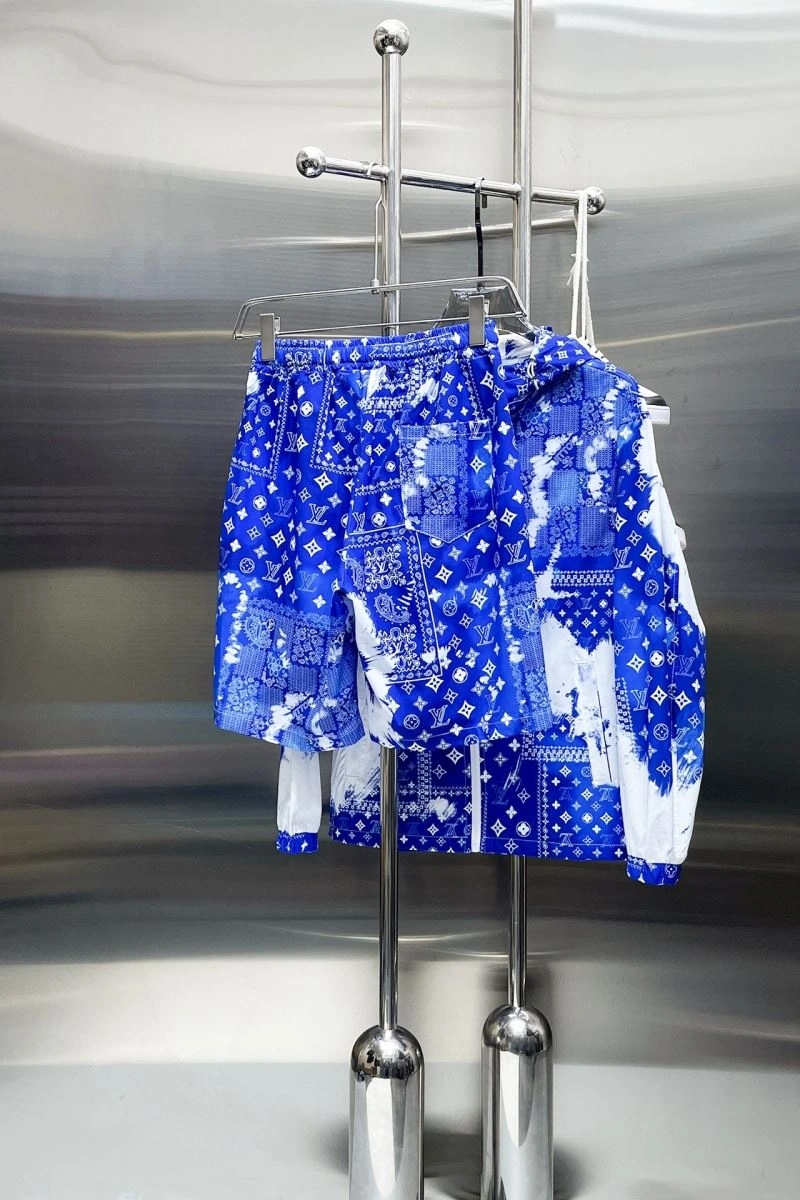 Louis Vuitton Short Suits GoodFit 137325