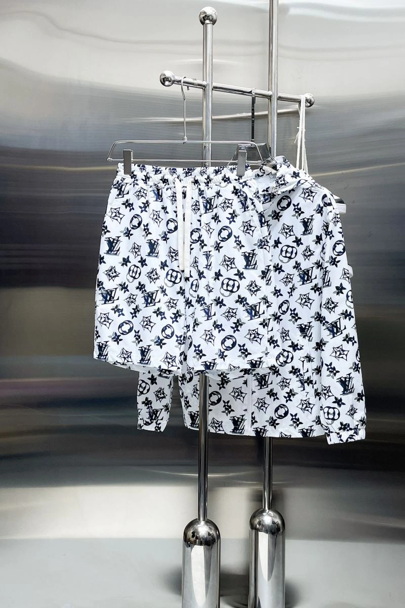 ZeroBulk Louis Vuitton Short Suits 137323