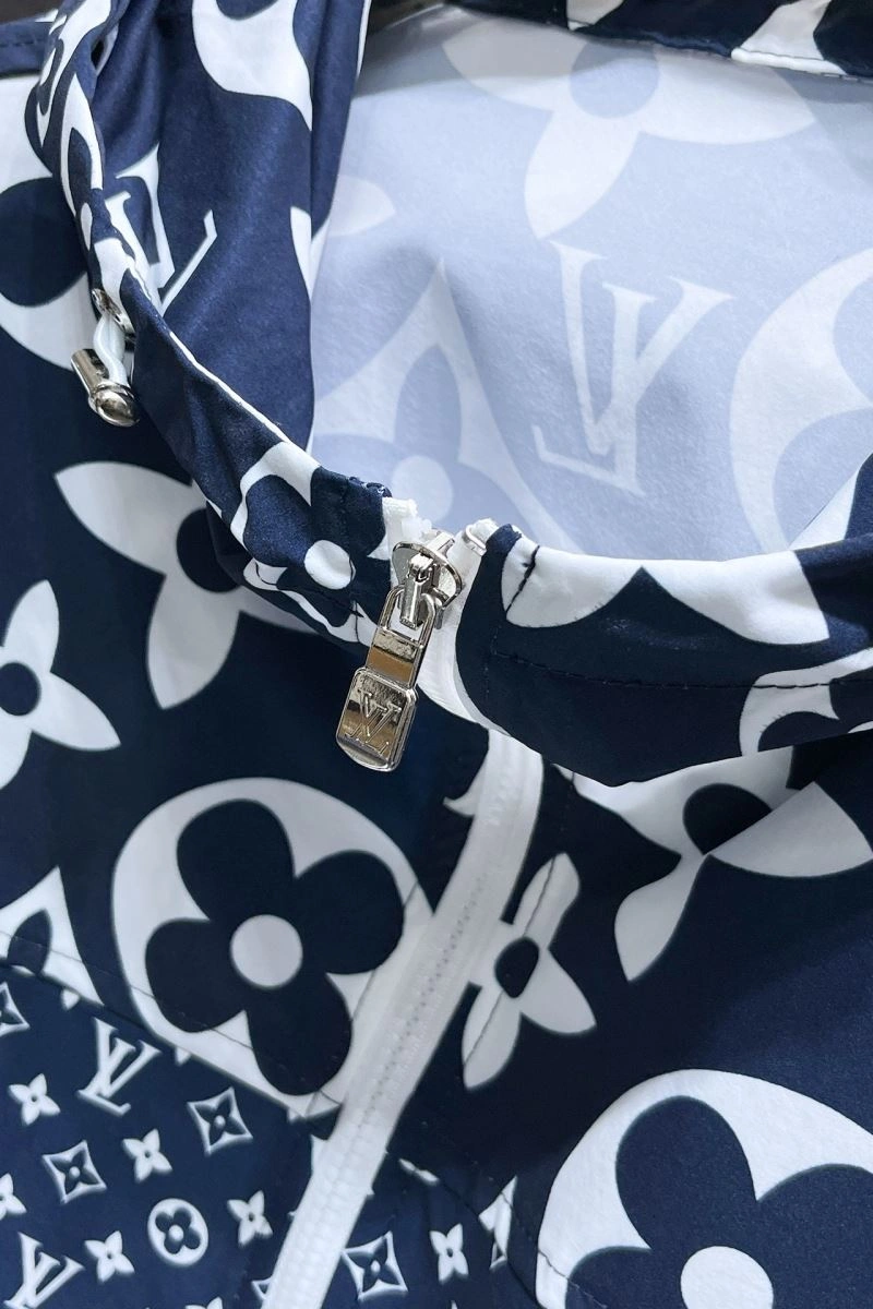 Louis Vuitton Short Suits Modern 137341