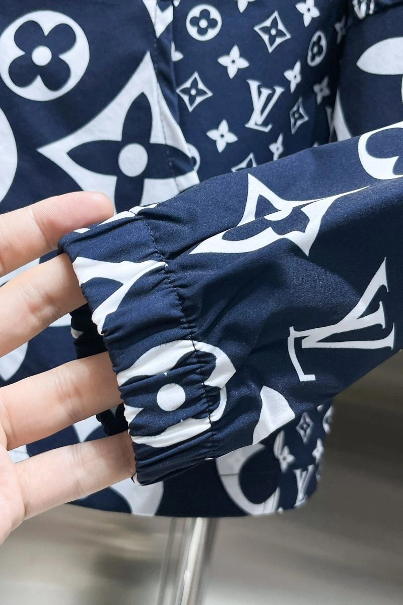 Louis Vuitton Short Suits Modern 137341