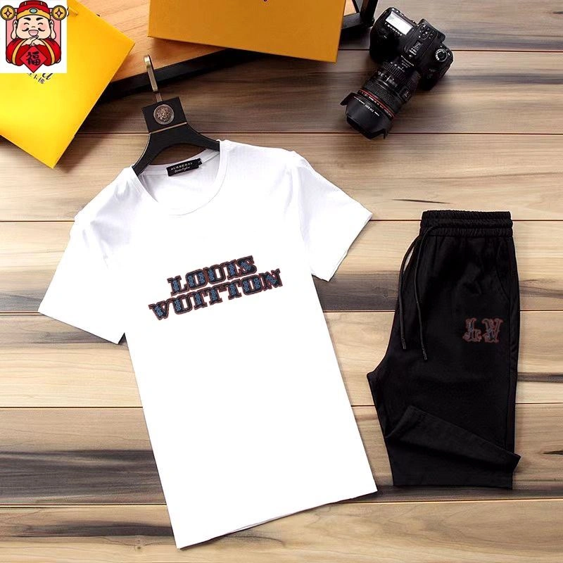 Louis Vuitton Short Suits Affordable 136357