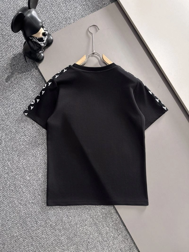 Affordable Louis Vuitton Short Suits 136350